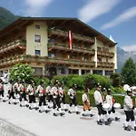 Hotel Jaeger Zillertal Schlitters