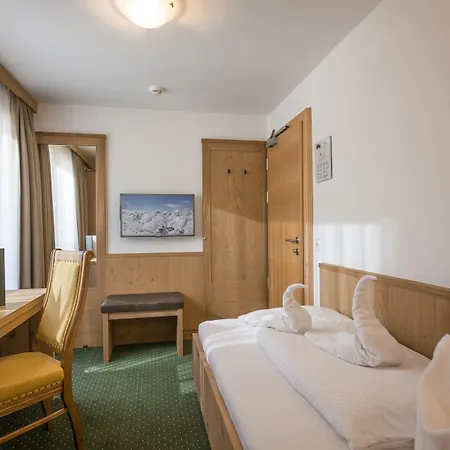 Jaeger Zillertal Отель