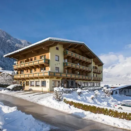 Jaeger Zillertal 3* Schlitters