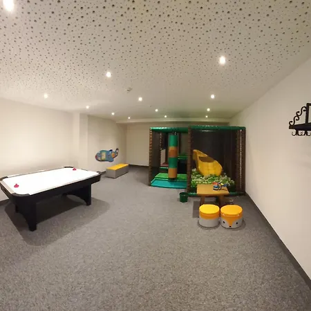 Jaeger Zillertal Hotel