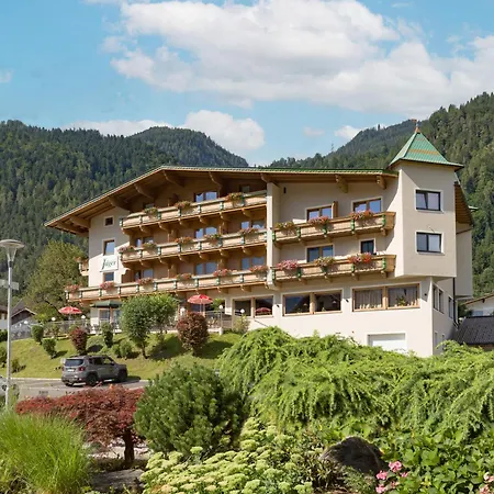 فندق Jaeger Zillertal 3*