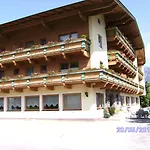 Jaeger Zillertal 3*