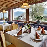 Jaeger Zillertal 3* Schlitters