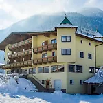 Hotel Jaeger Zillertal Schlitters