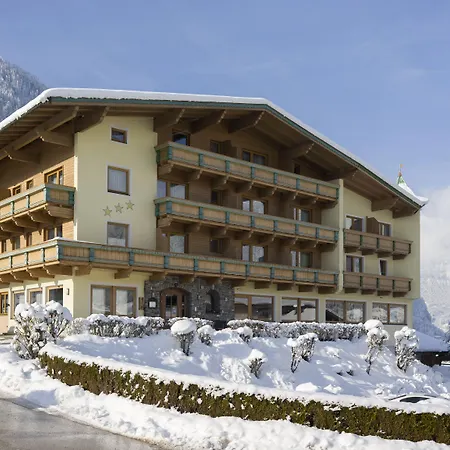 Jaeger Zillertal 3*